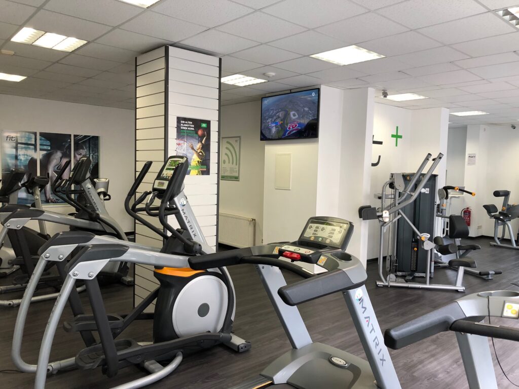 fitplus_Fitnessstudio Stavenhagen Cardiotraining_1